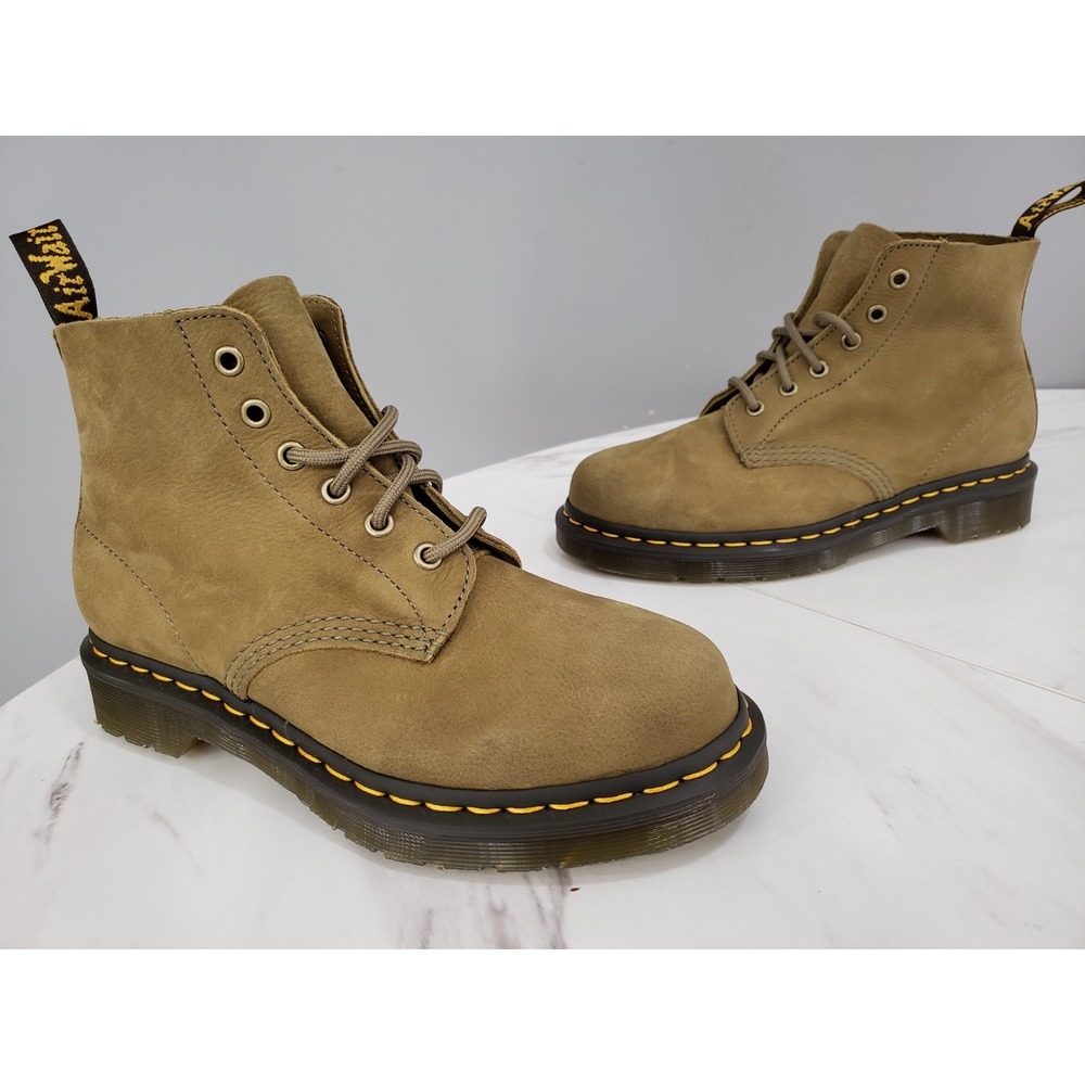NEW NO BOX Doc Dr. Martens boots womens size 7 green 101 Tumbled Nubuck Leather